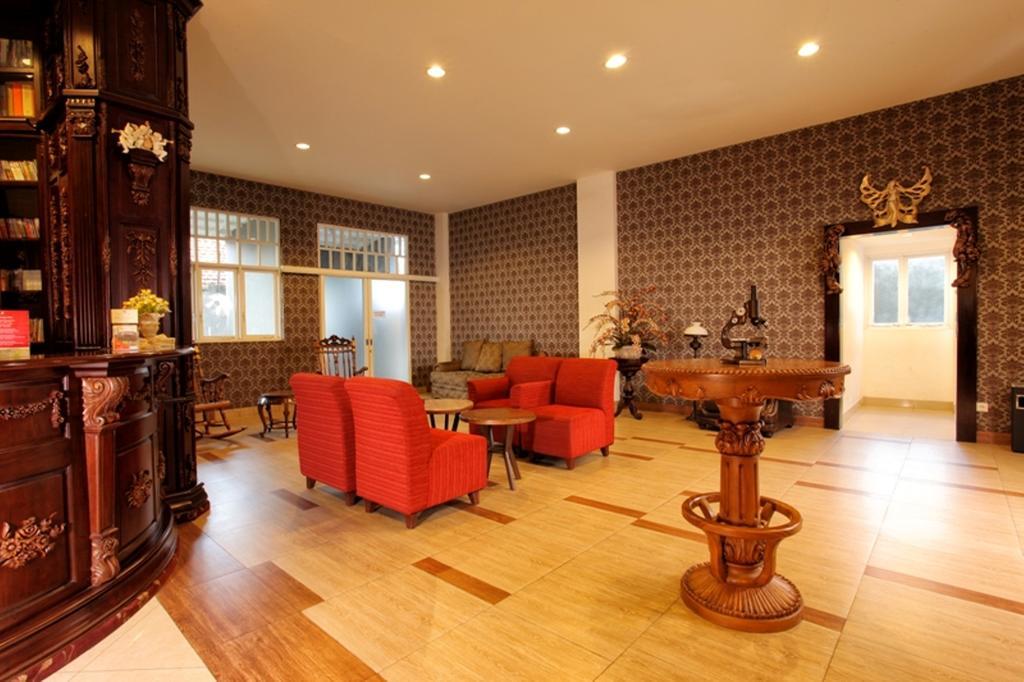 The Victoria Guesthouse Bandung Zewnętrze zdjęcie